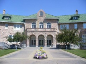 The Memphis Pink Palace Museum